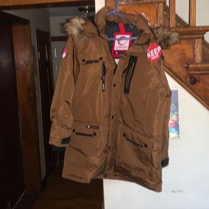 HOODED  CANADA WEATHER GEAR  NWT  XL MEN